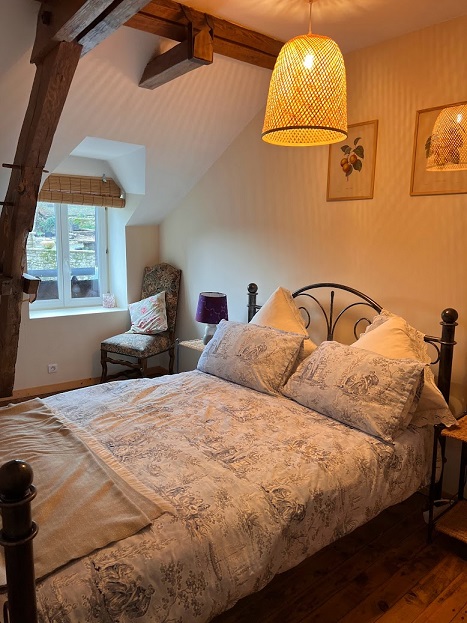 room 4 photo